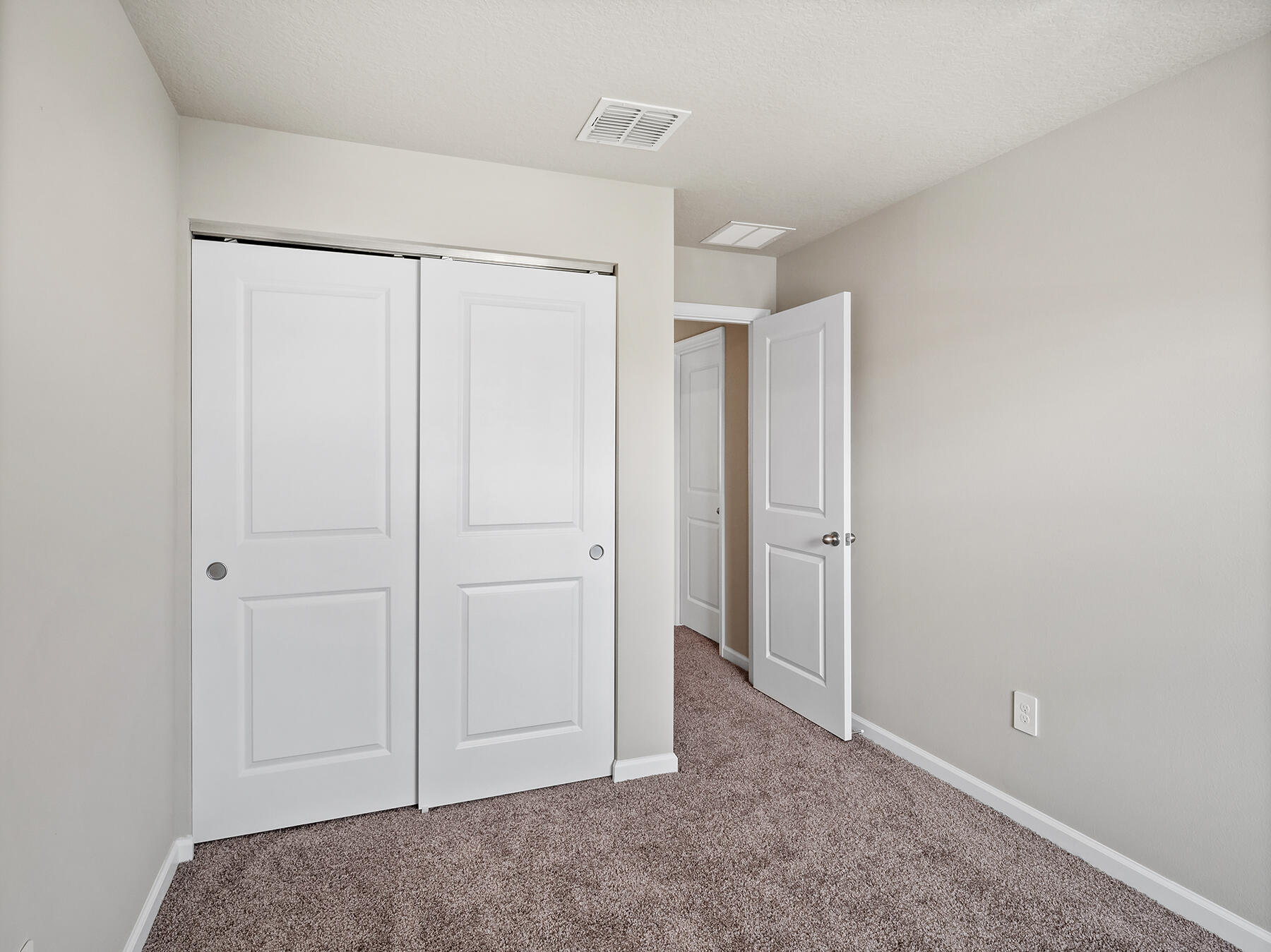 5745 Southeast Edgewater Circle Stuart, FL 34997 - Photo 26 of 38 P1079129-LS-EDIT-1