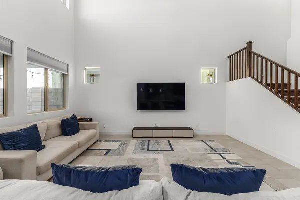 $2,700 | 6759 North 128th Avenue, Glendale, AZ 85307