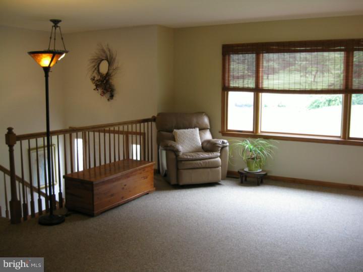 146 Henry Road Barto, PA 19504 - Photo 8 of 25 Gallery Image 8