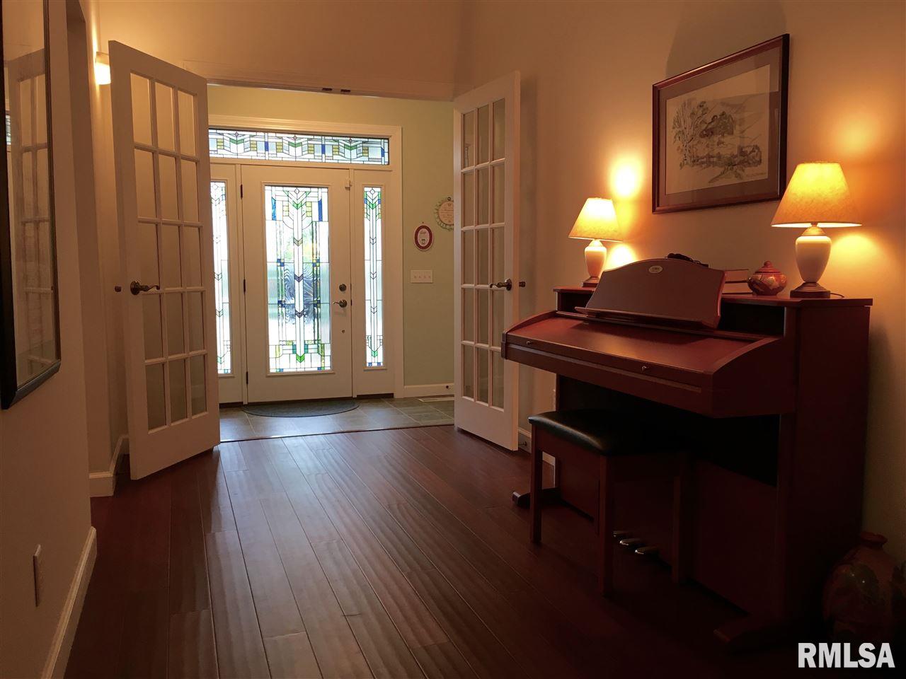 600 Coral Road Colchester, IL 62326 - Photo 2 of 36 Gallery Image 2