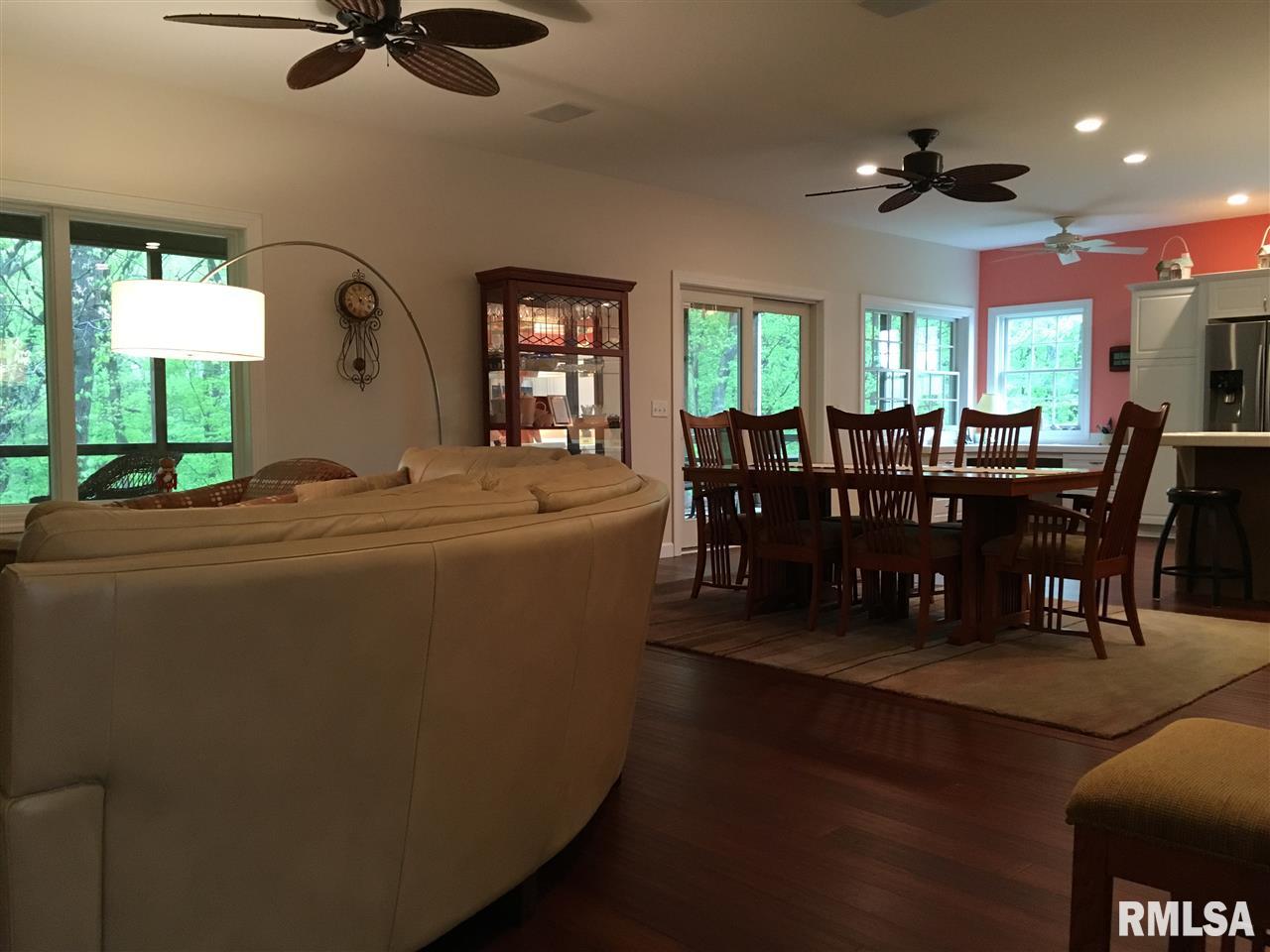 600 Coral Road Colchester, IL 62326 - Photo 7 of 36 Gallery Image 7