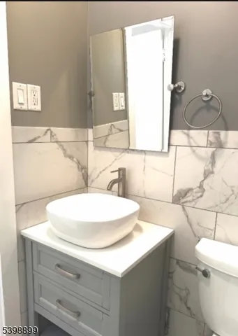 $2,700 | 53 Gridley Street, Hamilton, NJ 08610