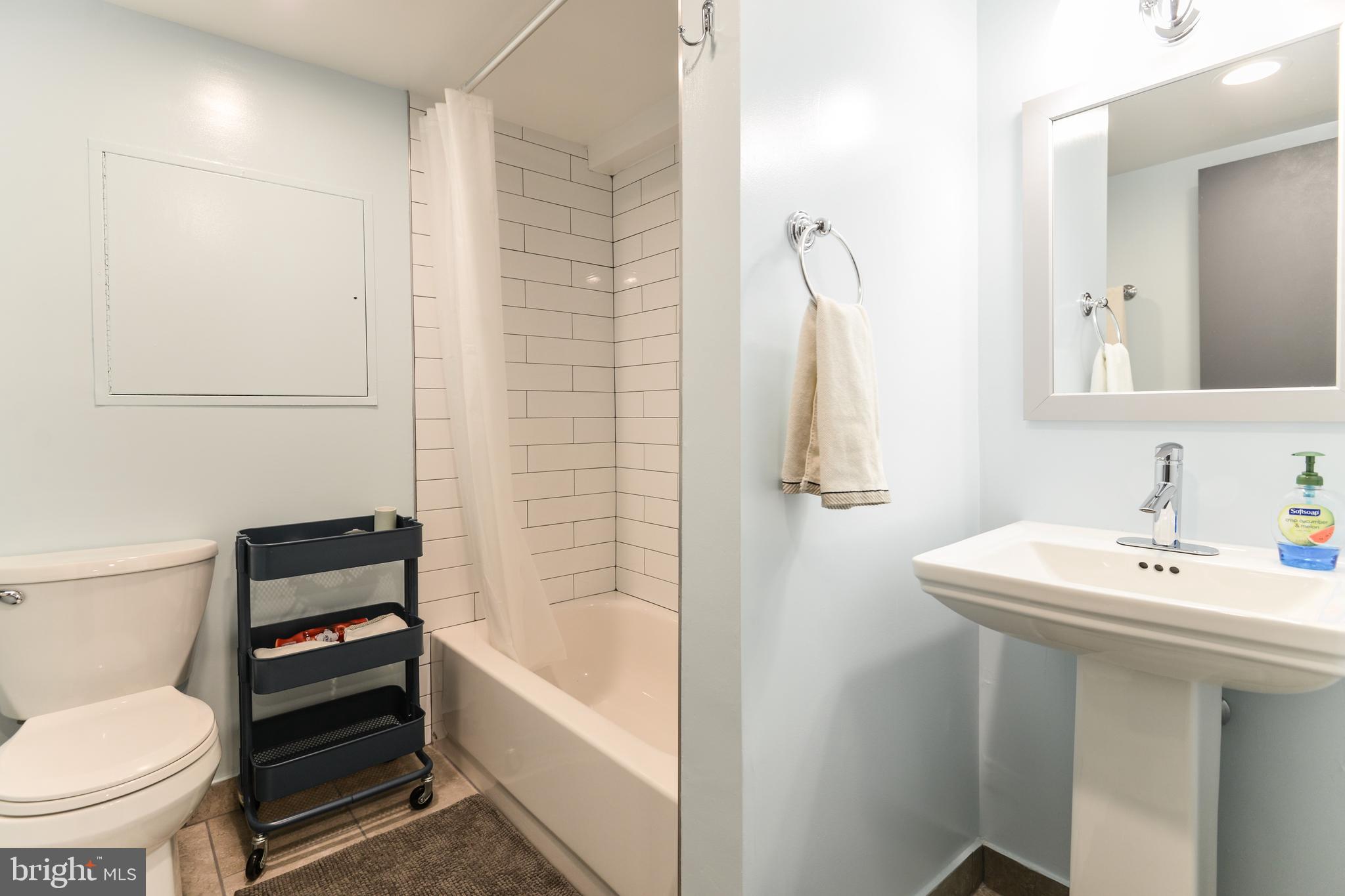 2016 Locust Street, Unit LL Philadelphia, PA 19103 - Photo 5 of 8