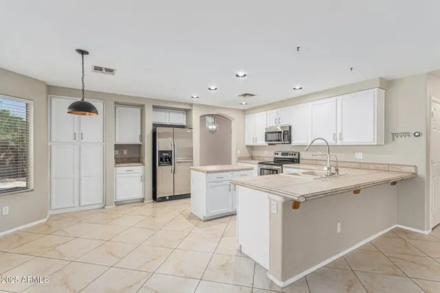 $3,790 | 602 West Canary Way, Chandler, AZ 85286