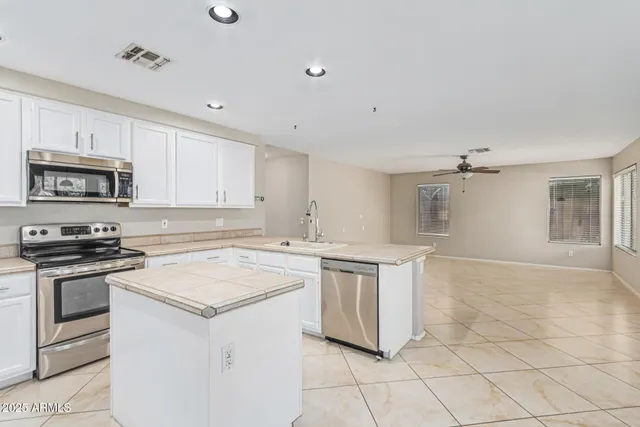 $3,790 | 602 West Canary Way, Chandler, AZ 85286