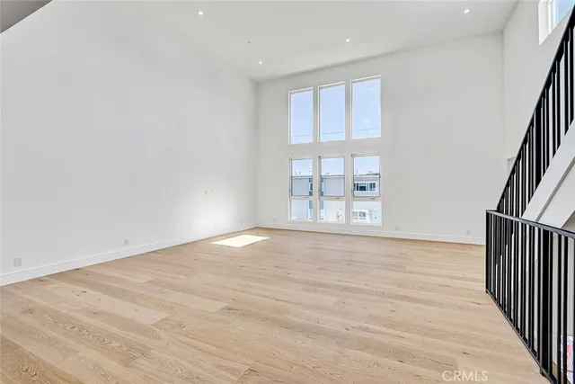 $2,050,000 | 2007 Blossom Lane, Redondo Beach, CA 90278