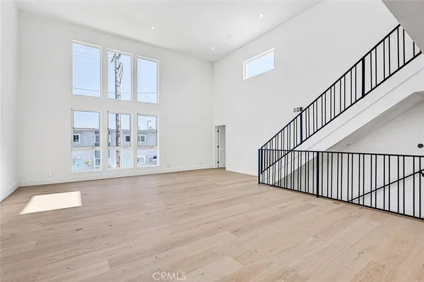 $2,050,000 | 2007 Blossom Lane, Redondo Beach, CA 90278