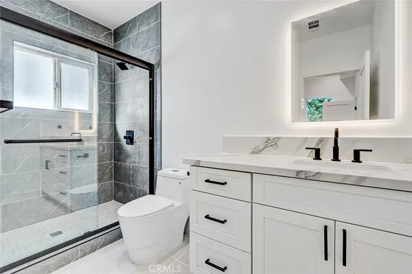 $2,050,000 | 2007 Blossom Lane, Redondo Beach, CA 90278