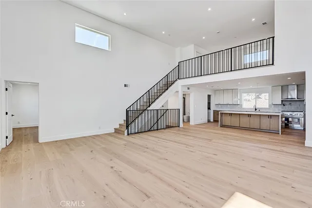 $2,050,000 | 2007 Blossom Lane, Redondo Beach, CA 90278