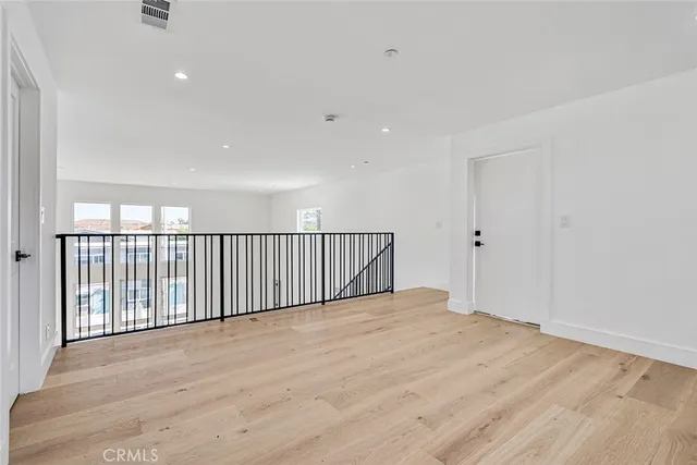 $2,050,000 | 2007 Blossom Lane, Redondo Beach, CA 90278