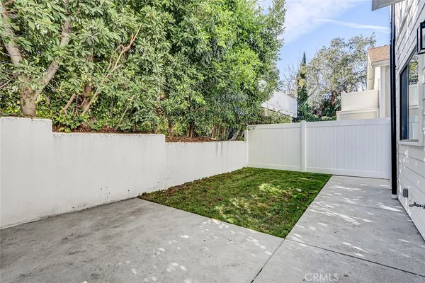 $2,050,000 | 2007 Blossom Lane, Redondo Beach, CA 90278