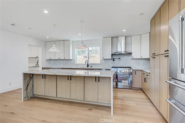 $2,050,000 | 2007 Blossom Lane, Redondo Beach, CA 90278