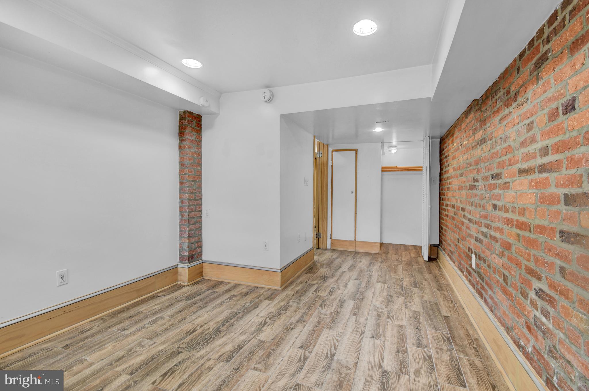 1118 Girard Street Northwest, Unit B Washington, DC 20009 - Photo 9 of 20