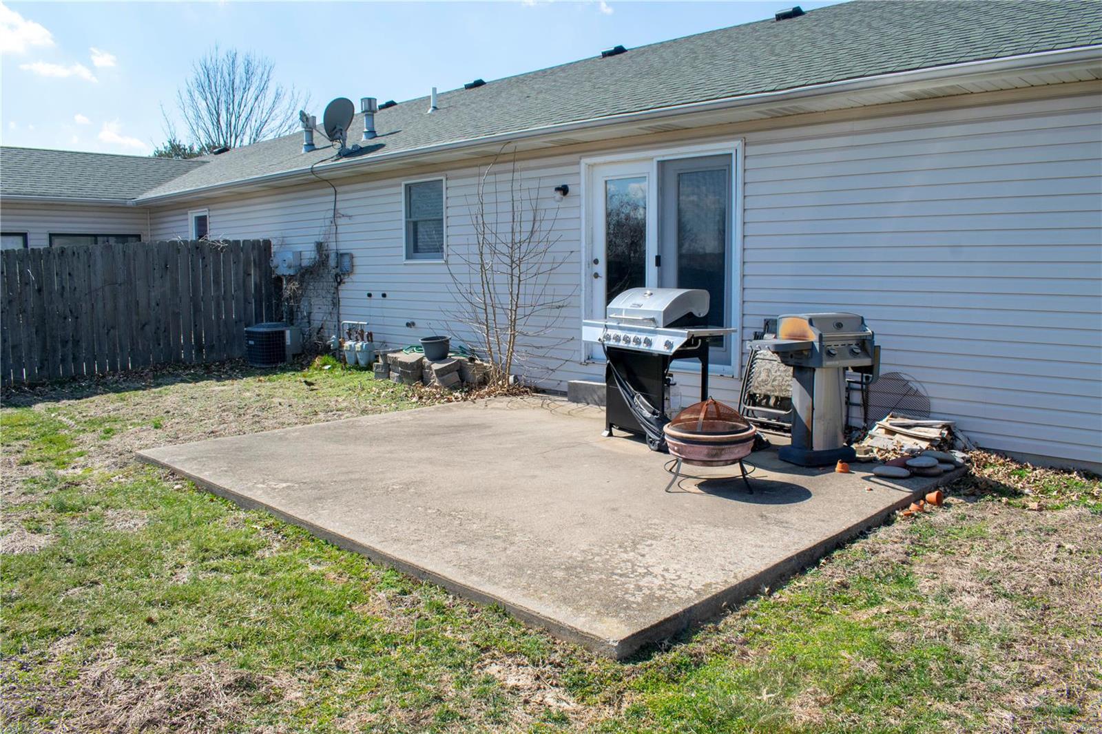 702 Mahala Drive Waterloo, IL 62298 - Photo 15 of 16 Gallery Image 15