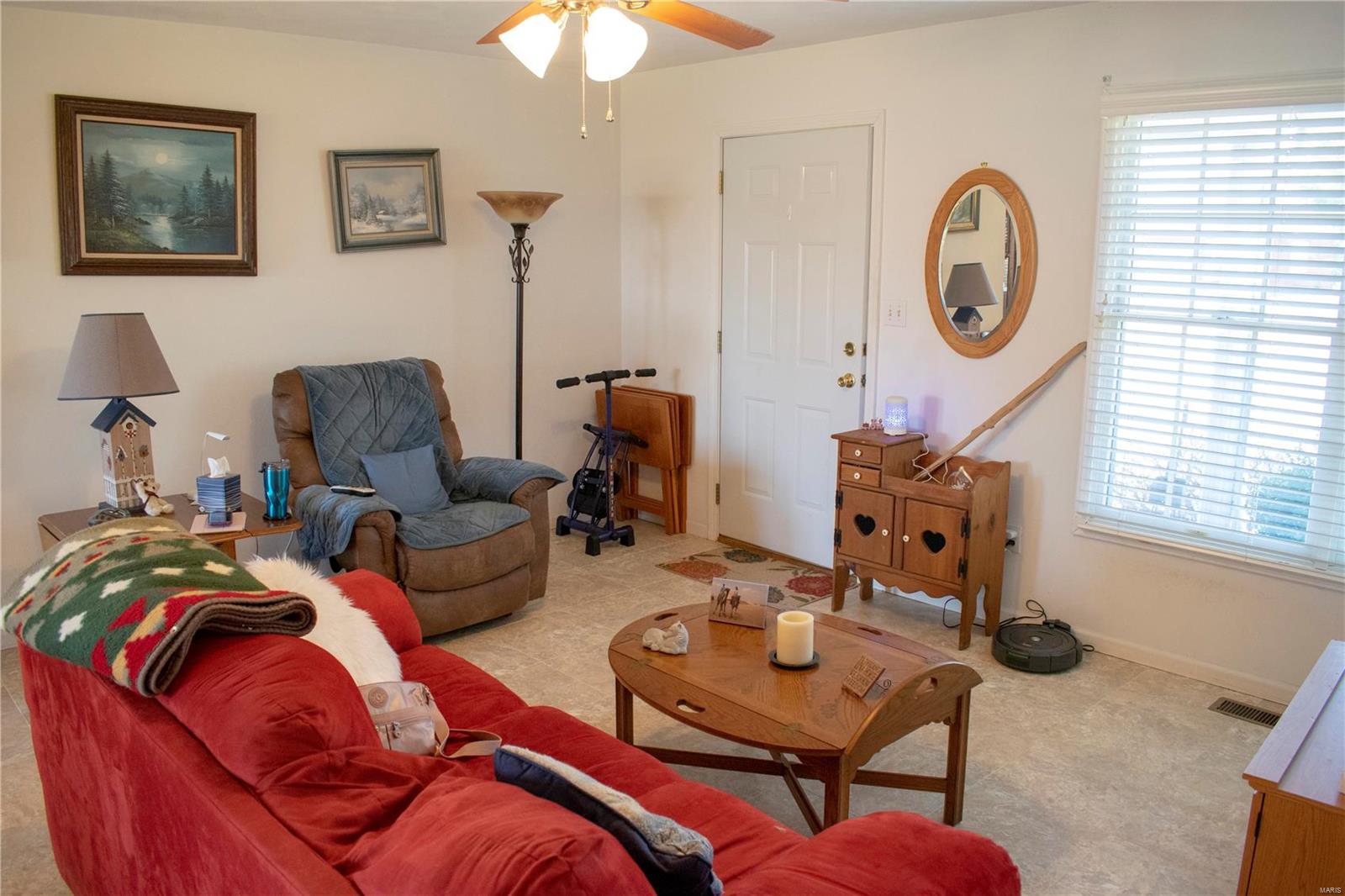 702 Mahala Drive Waterloo, IL 62298 - Photo 3 of 16 Gallery Image 3