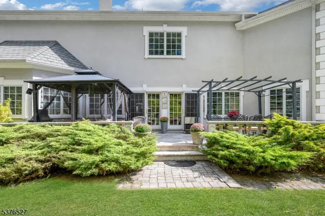 $1,400,000 | 6 Mountain Terrace, Blairstown, NJ 07832