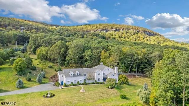 $1,400,000 | 6 Mountain Terrace, Blairstown, NJ 07832