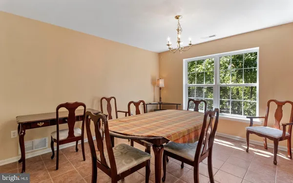 $2,850 | 13675-00 Philmont Avenue, Unit 40, Philadelphia, PA 19116