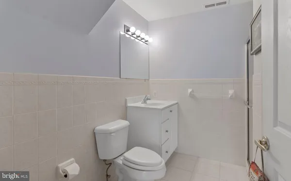 $2,850 | 13675-00 Philmont Avenue, Unit 40, Philadelphia, PA 19116