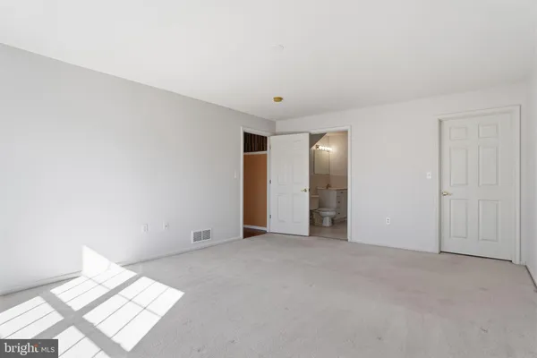 $2,750 | 13675-00 Philmont Avenue, Unit 40, Philadelphia, PA 19116