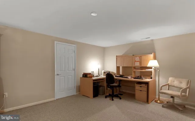 $3,000 | 13675-00 Philmont Avenue, Unit 40, Philadelphia, PA 19116