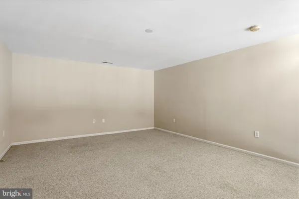 $2,750 | 13675-00 Philmont Avenue, Unit 40, Philadelphia, PA 19116