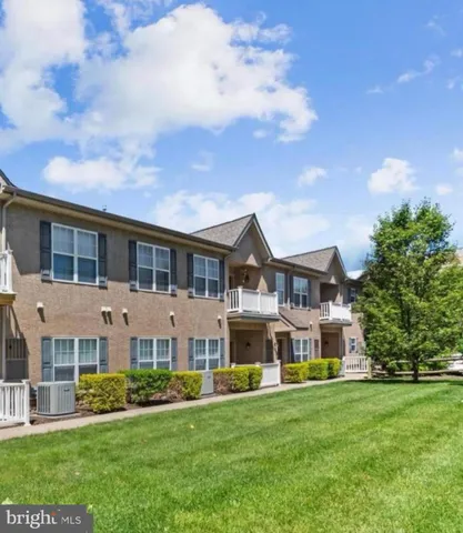 $3,000 | 13675-00 Philmont Avenue, Unit 40, Philadelphia, PA 19116