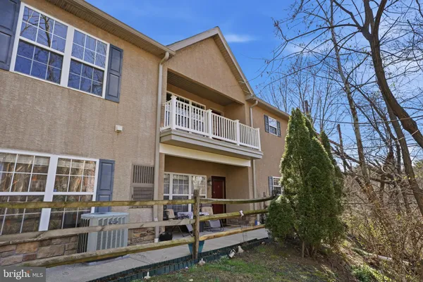 $2,750 | 13675-00 Philmont Avenue, Unit 40, Philadelphia, PA 19116