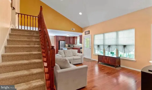 $2,850 | 13675-00 Philmont Avenue, Unit 40, Philadelphia, PA 19116