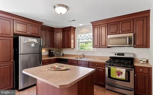 $2,850 | 13675-00 Philmont Avenue, Unit 40, Philadelphia, PA 19116