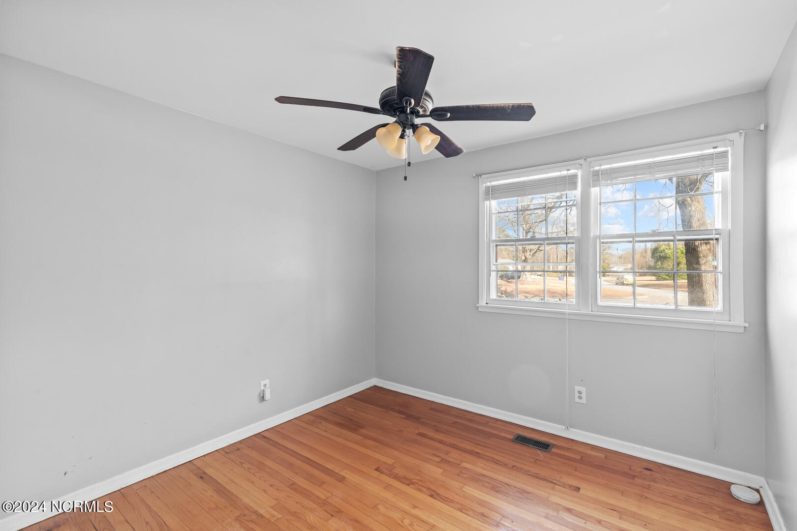 411 Houston Road Jacksonville, NC 28540 - Photo 16 of 31 24