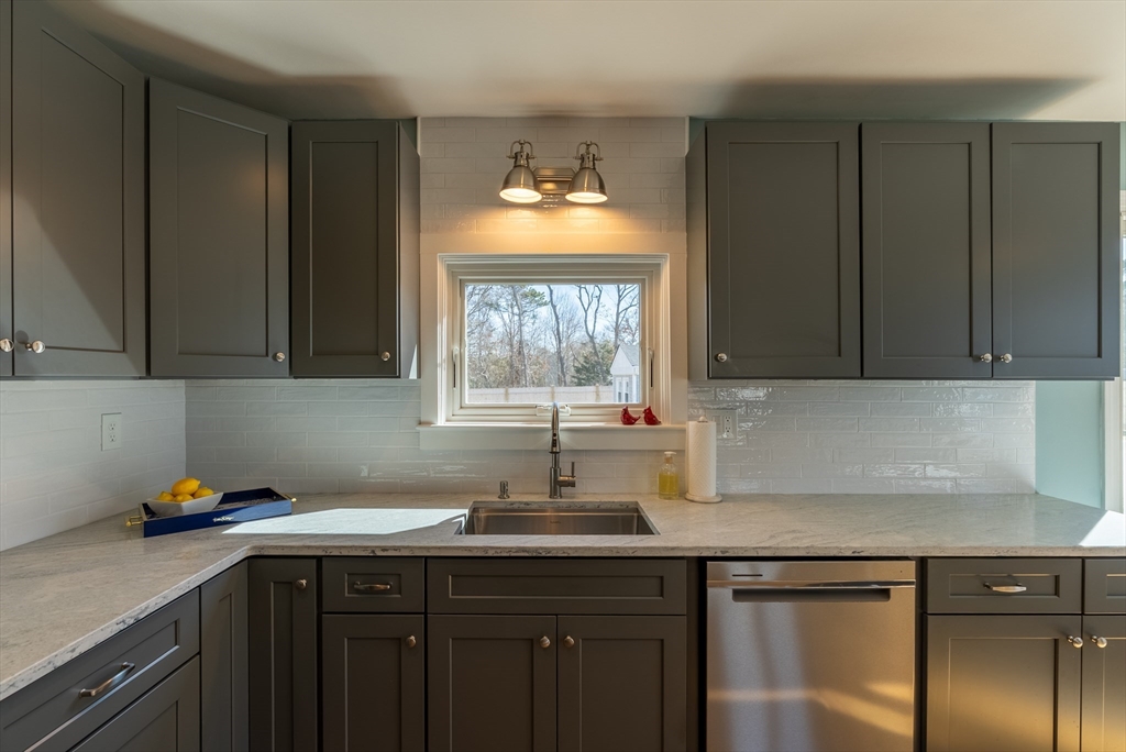 6 Andrea Road Bourne, MA 02559 - Photo 12 of 40