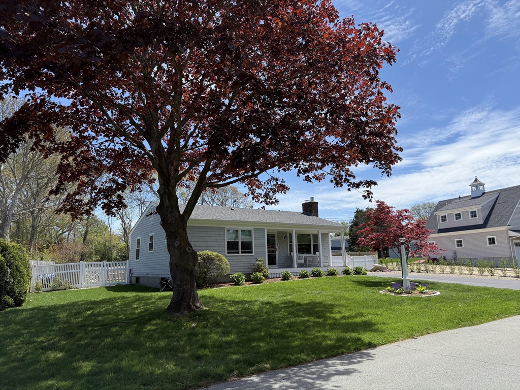 6 Andrea Road Bourne, MA 02559 - Photo 4 of 40