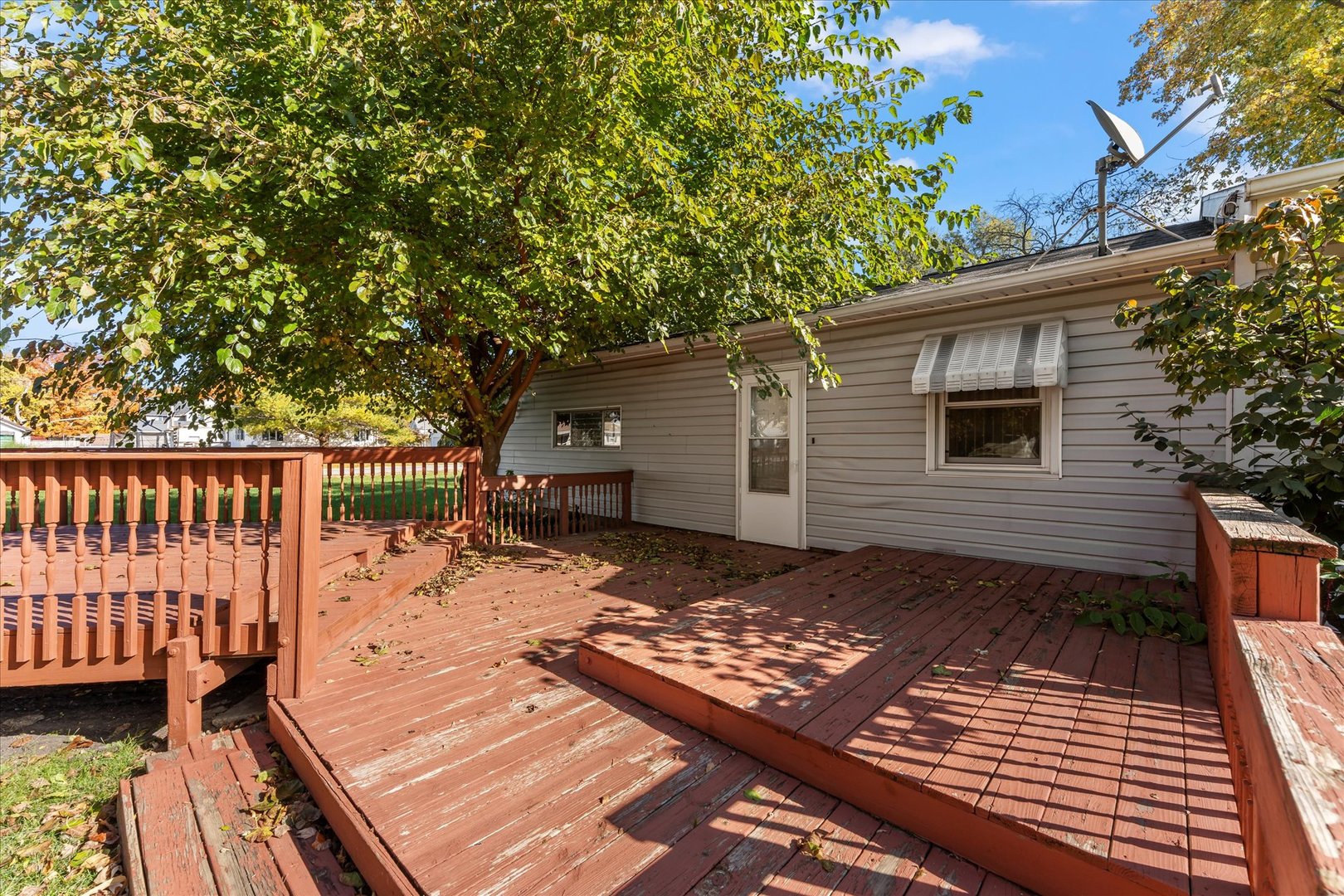 211 South Main Street Argenta, IL 62501 - Photo 23 of 32 a view of backyard with a deck