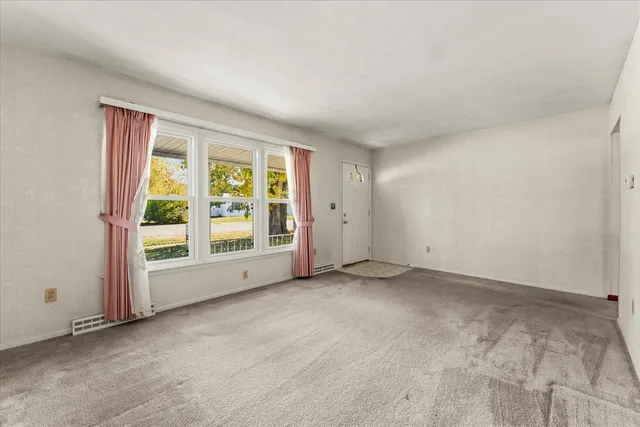 $139,900 | 211 South Main Street, Argenta, IL 62501