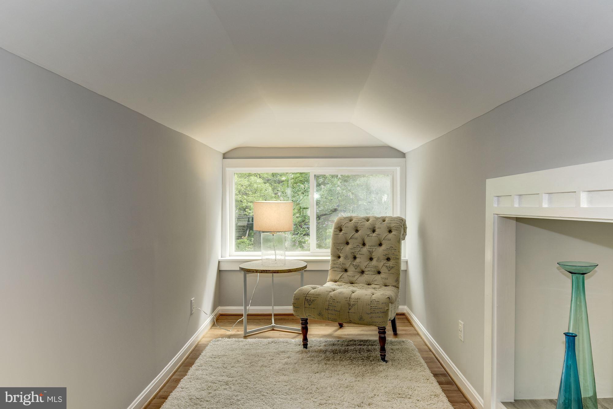 6006 Broad Branch Road Northwest Washington, DC 20015 - Photo 15 of 29 Bedroom (Master)