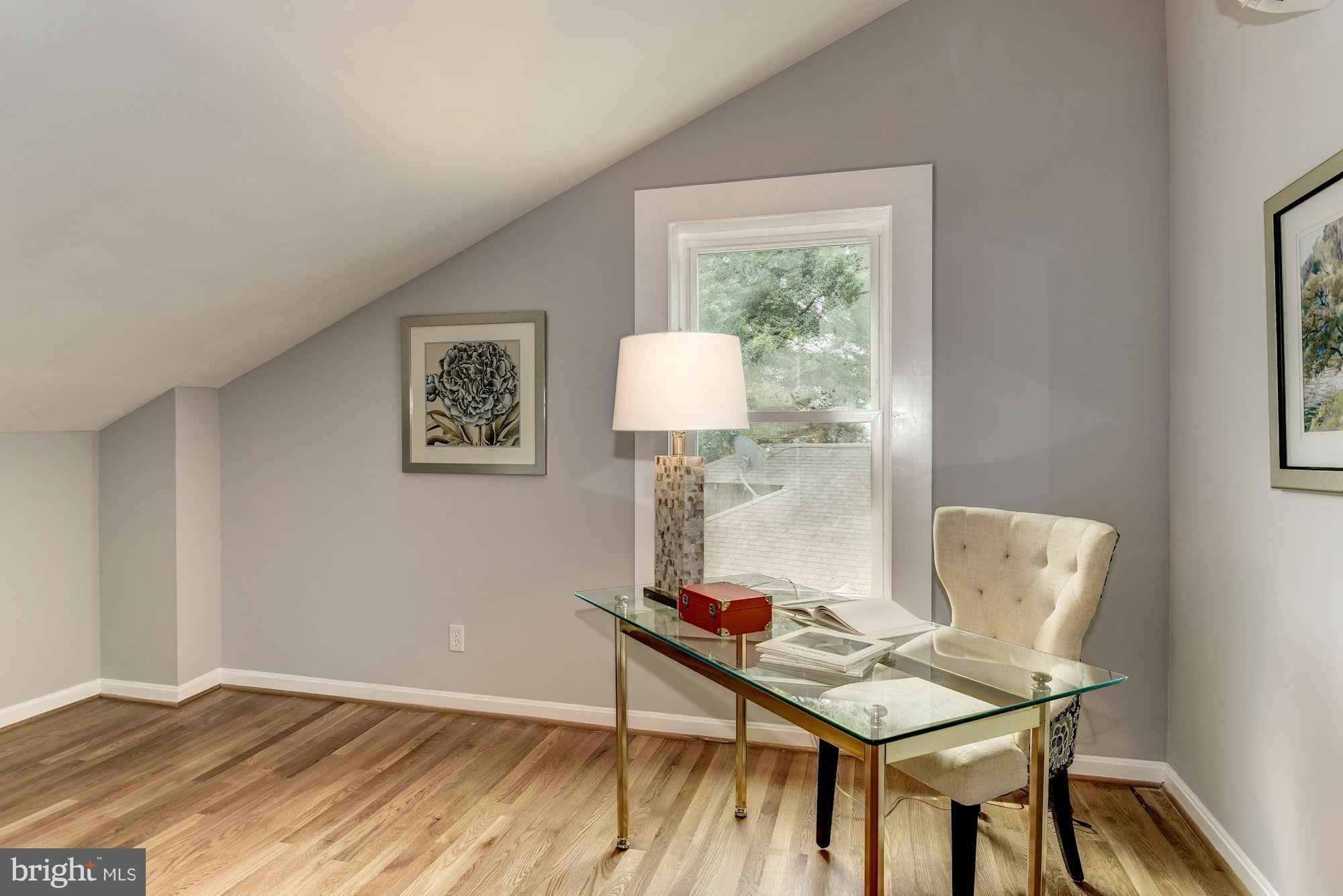 6006 Broad Branch Road Northwest Washington, DC 20015 - Photo 16 of 29 Bedroom (Master)