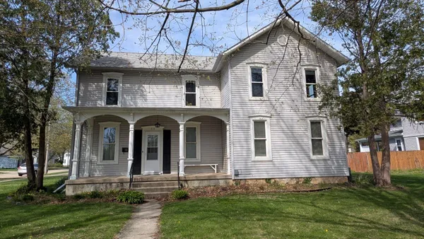 $167,500 | 210 South 7th Street, Oregon, IL 61061