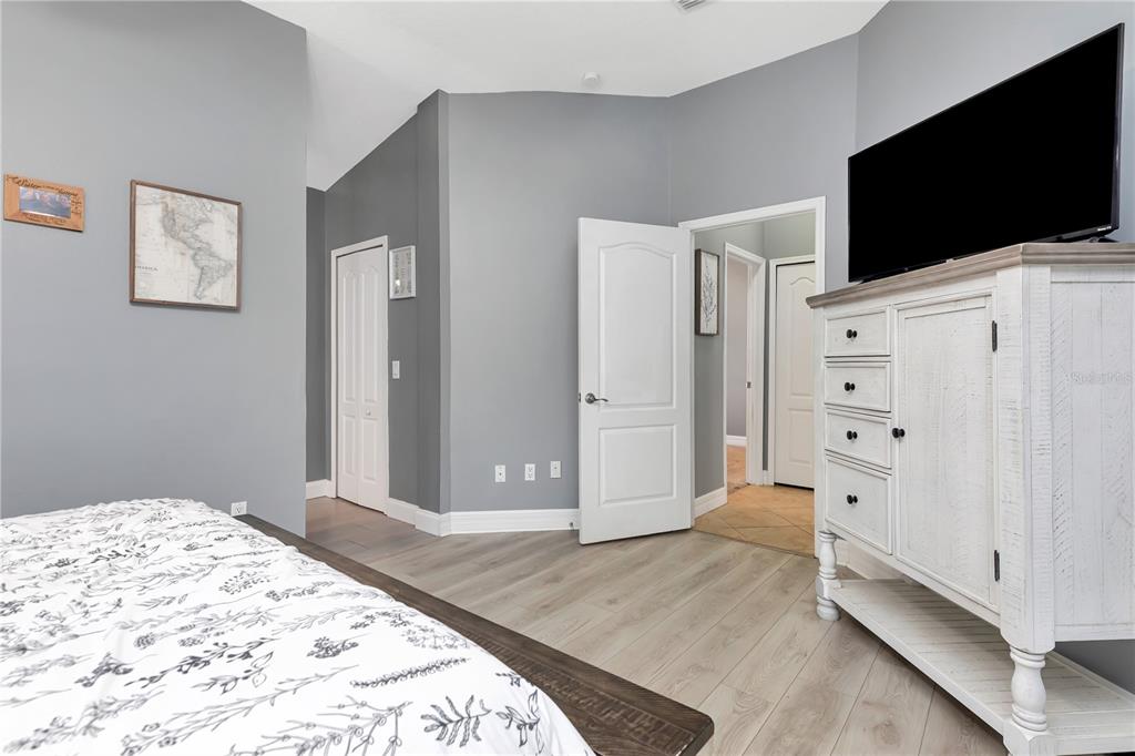 3043 Beaver Pond Trail Valrico, FL 33596 - Photo 13 of 45