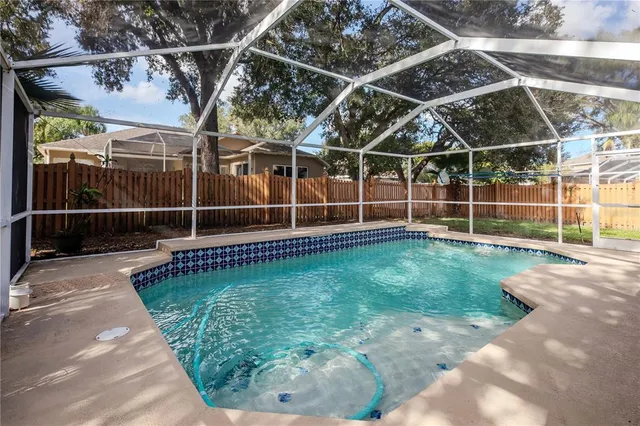 $425,000 | 3043 Beaver Pond Trail, Valrico, FL 33596