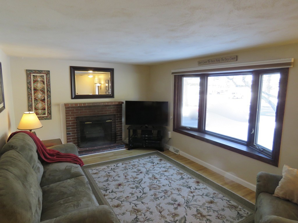 30 Thoreau Road Northborough, MA 01532 - Photo 8 of 30 Gallery Image 8