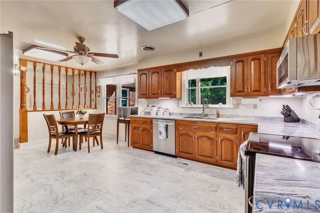 355 Riverview Road Heathsville, VA 22473 - Photo 8 of 95