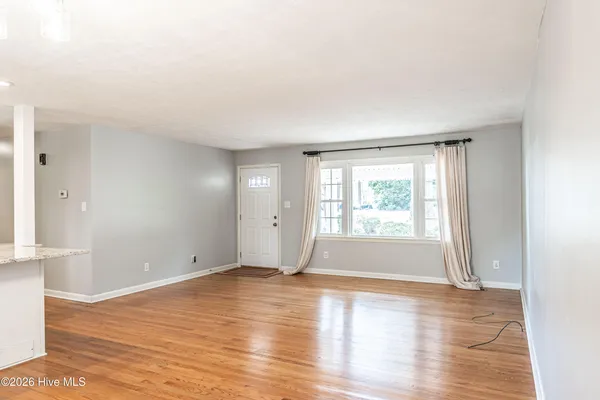 $2,250 | 160 West Delaware Avenue, Southern Pines, NC 28387