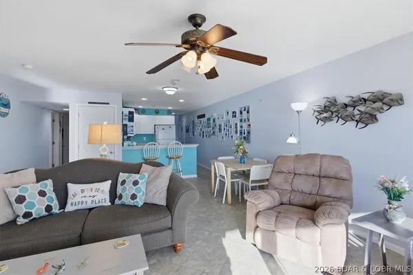 $315,000 | 128 Park Pl Lane, Unit 2B, Kaiser, MO 65047