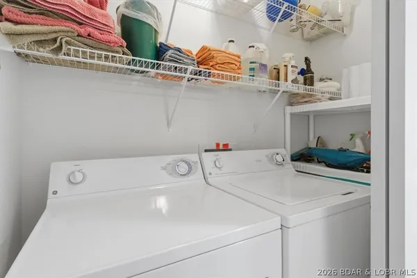 $315,000 | 128 Park Pl Lane, Unit 2B, Kaiser, MO 65047