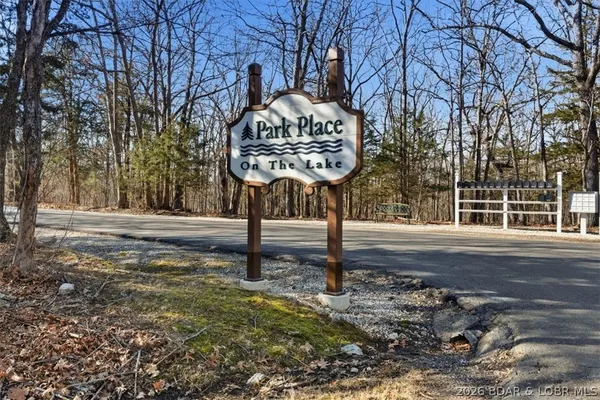 $315,000 | 128 Park Pl Lane, Unit 2B, Kaiser, MO 65047