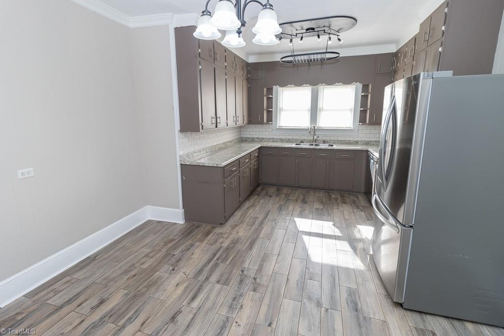 925 Lincoln Street Eden, NC 27288 - Photo 15 of 34