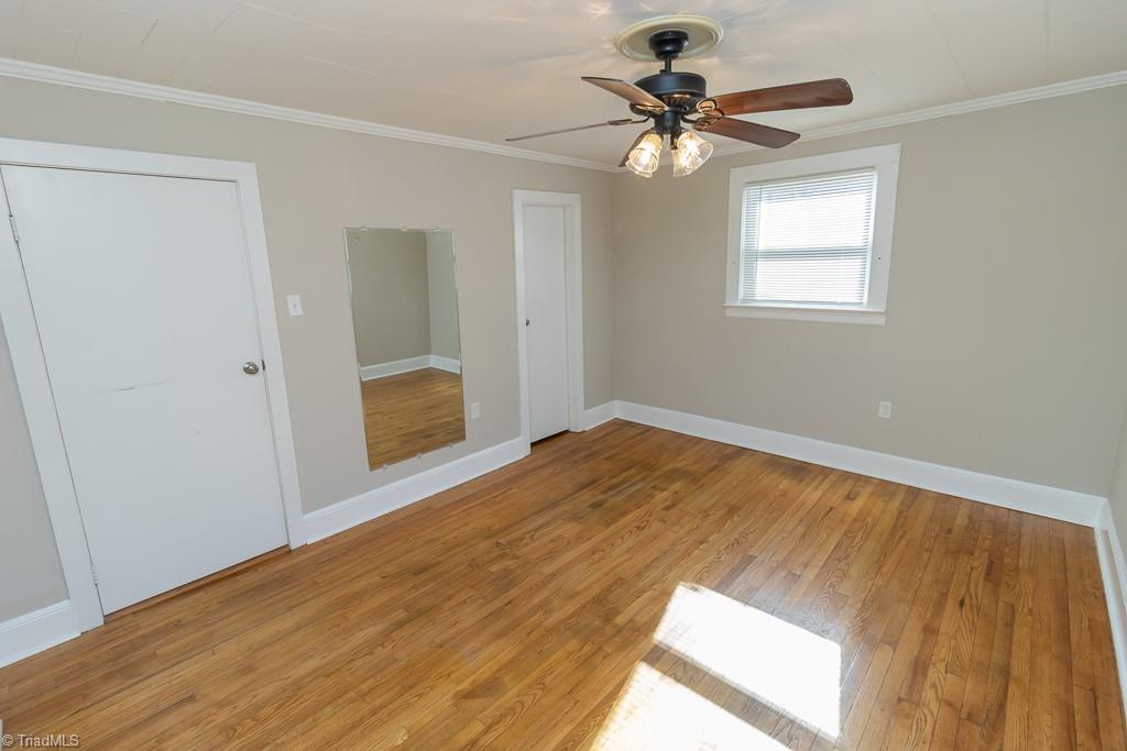 925 Lincoln Street Eden, NC 27288 - Photo 24 of 34 Primary room
