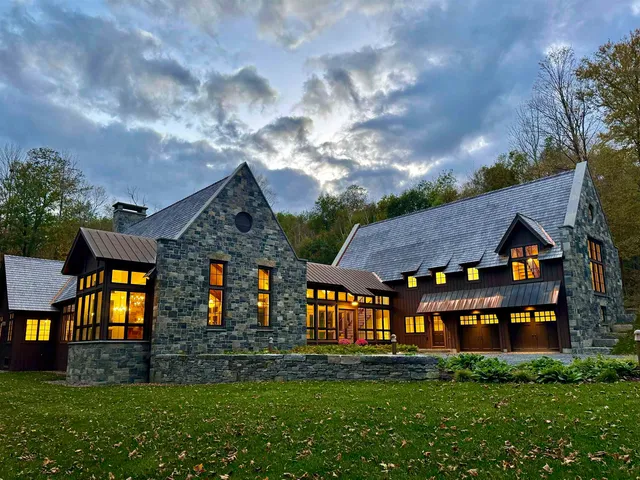 $6,900,000 | 515 W Fields, Manchester, VT 05255