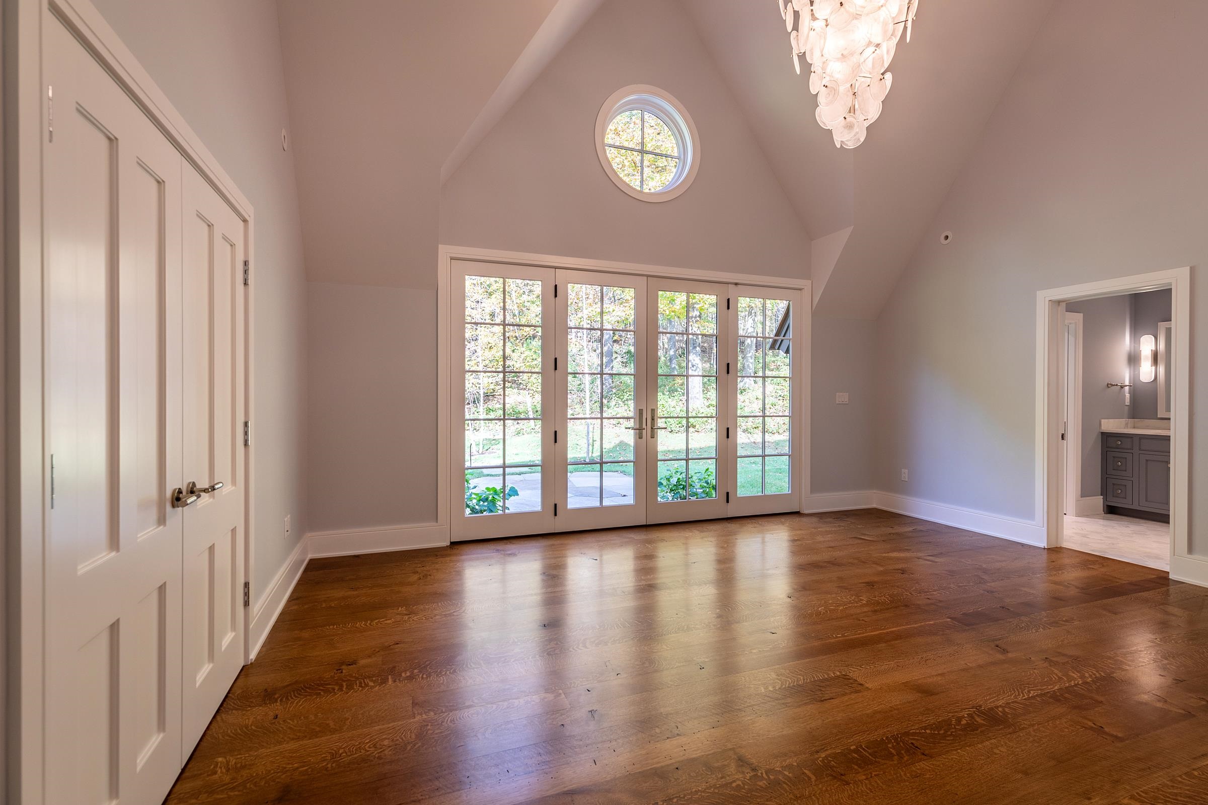 515 W Fields Manchester, VT 05255 - Photo 19 of 40